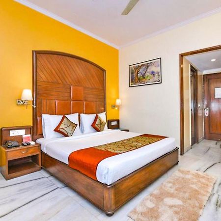 The Beaufort Inn New Delhi Exterior photo