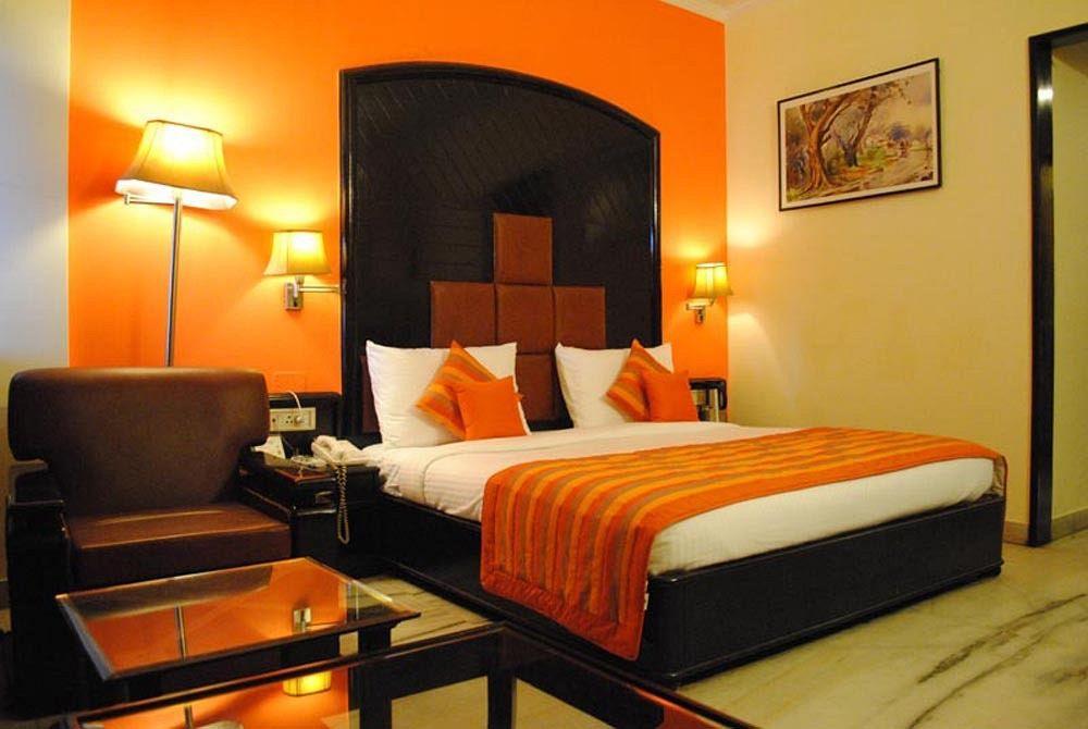 The Beaufort Inn New Delhi Exterior photo