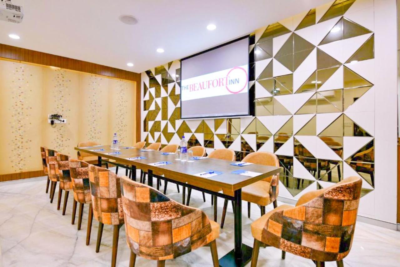The Beaufort Inn New Delhi Exterior photo