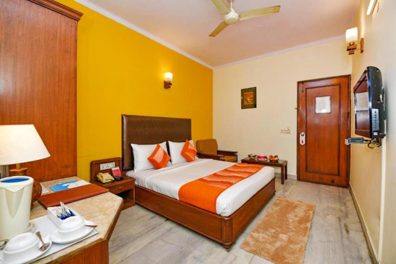 The Beaufort Inn New Delhi Exterior photo