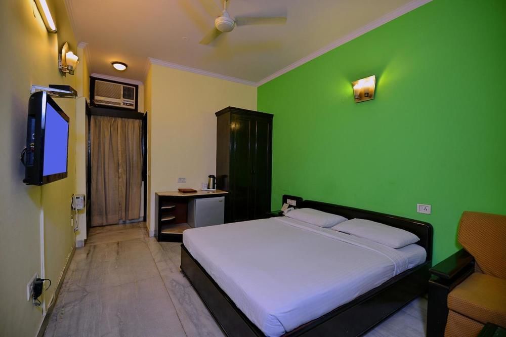 The Beaufort Inn New Delhi Exterior photo